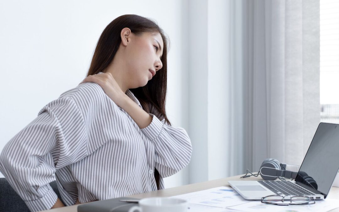Postura Corretta al Lavoro: Consigli per una Salute Ottimale